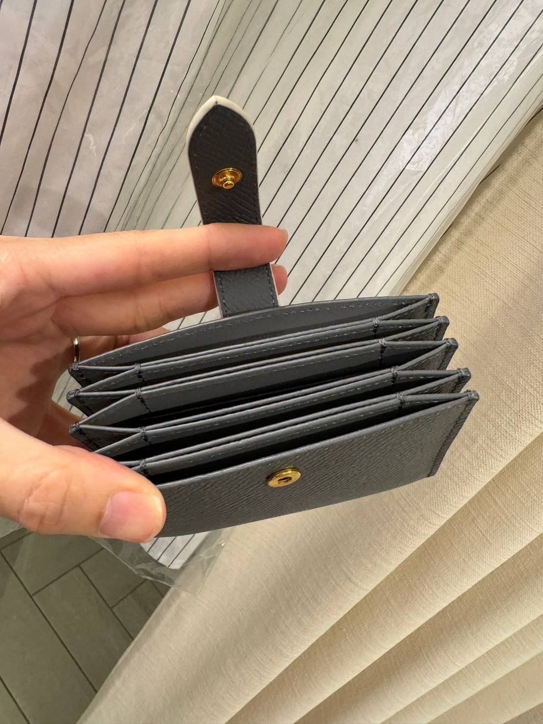 Céline 拼色壓紋牛皮手風琴卡夾