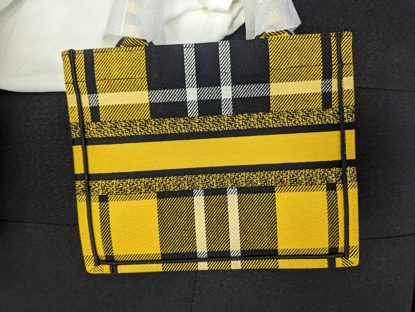 Christian Dior 帆布刺繡小格紋書本托特包