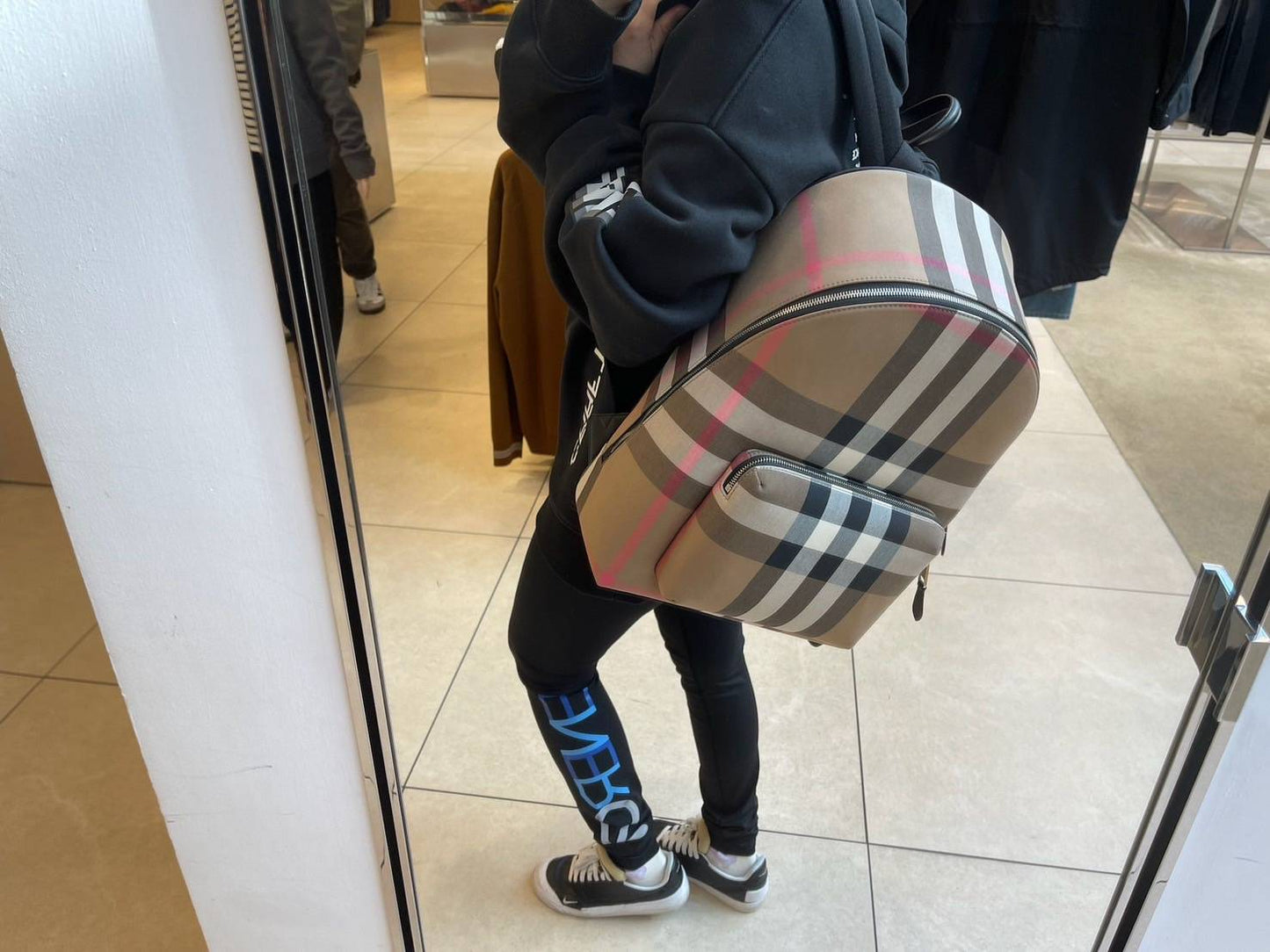 Burberry 男士經典格紋後背包
