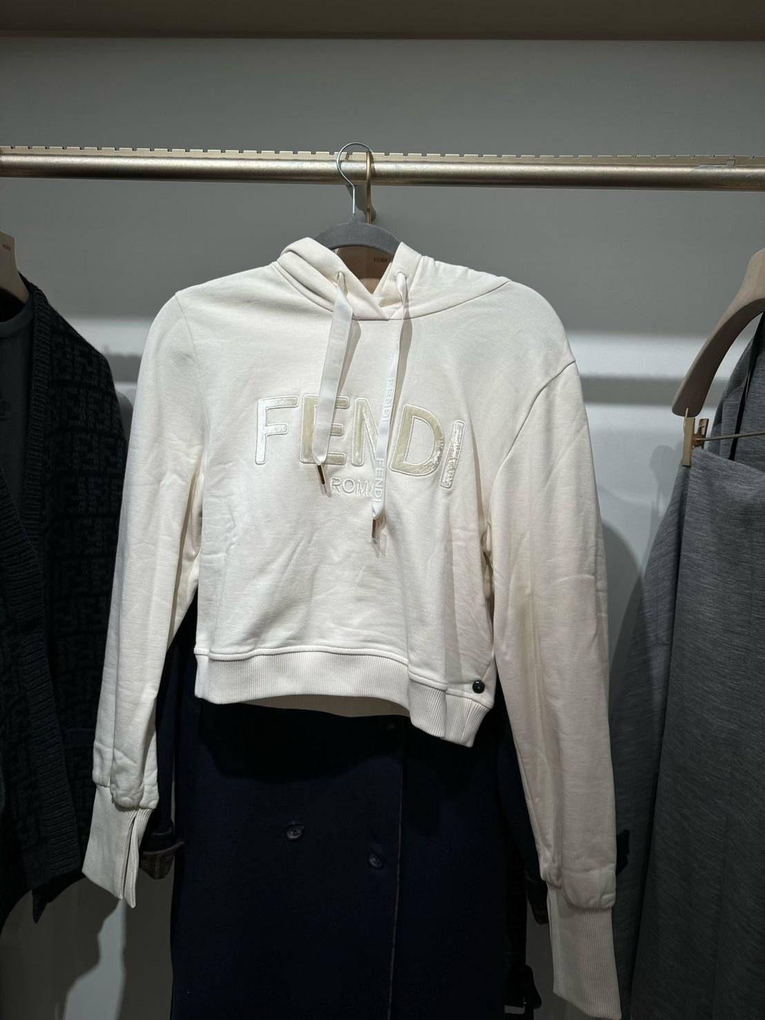 FENDI 奶油色連帽上衣