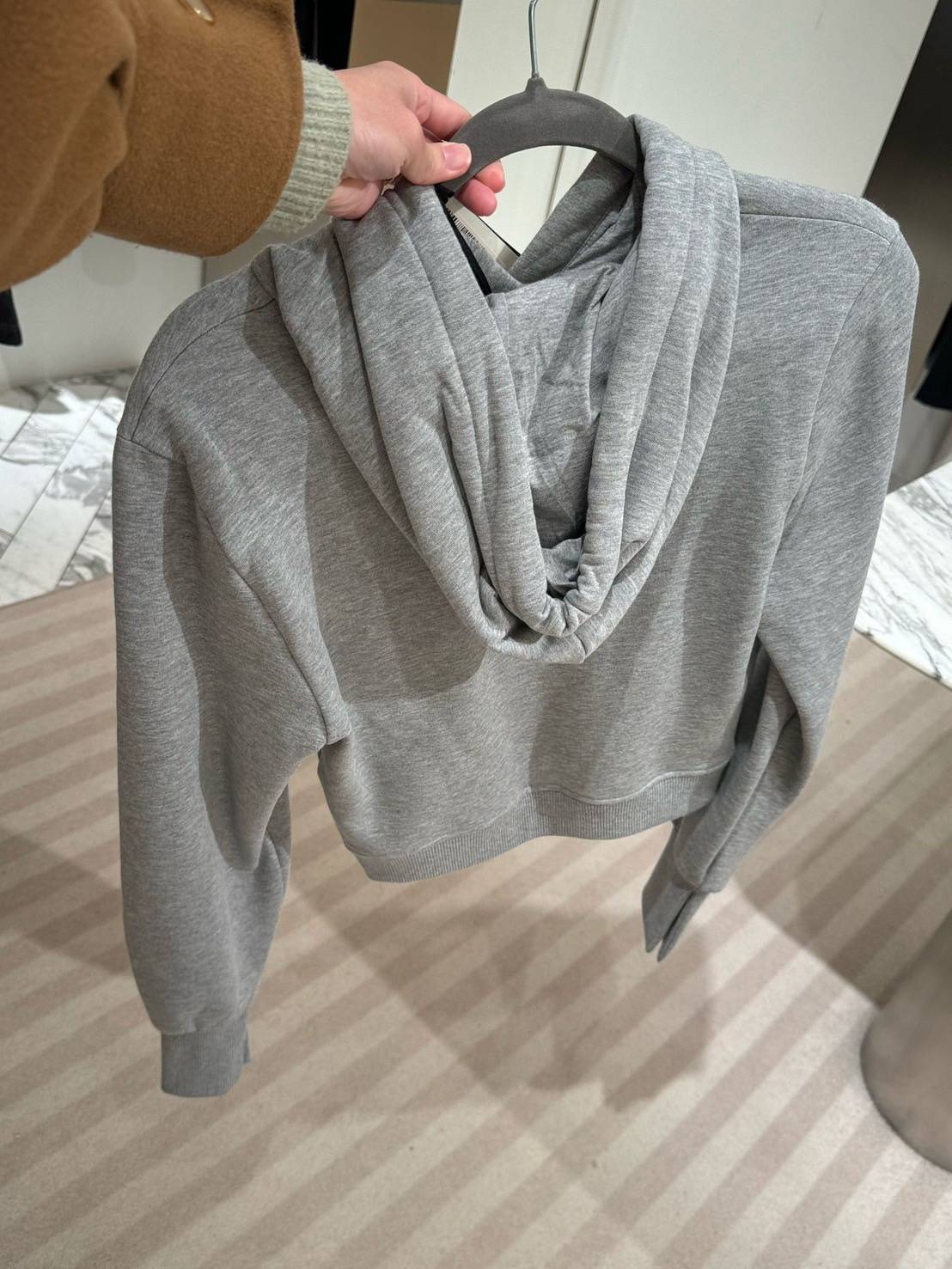 FENDI 灰色連帽上衣