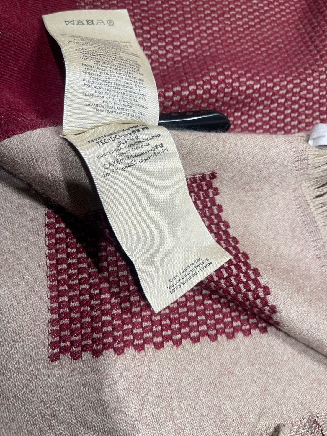 Gucci 100% 喀什米爾圍巾