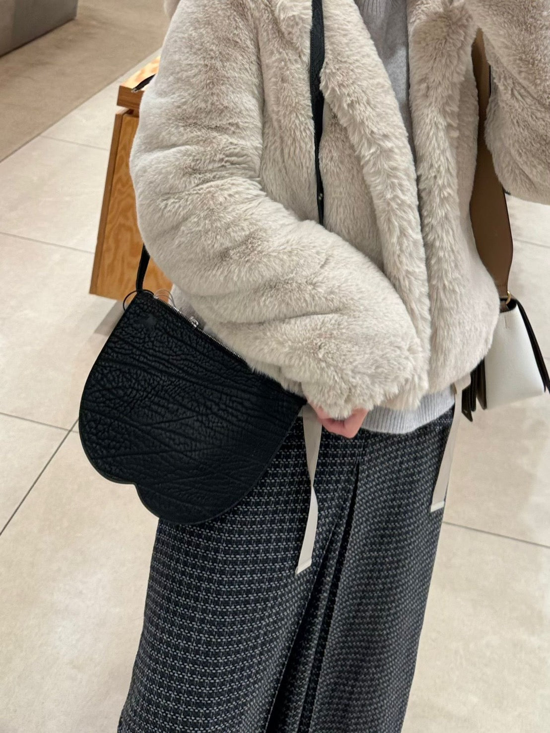Burberry 國際象棋袋單肩包