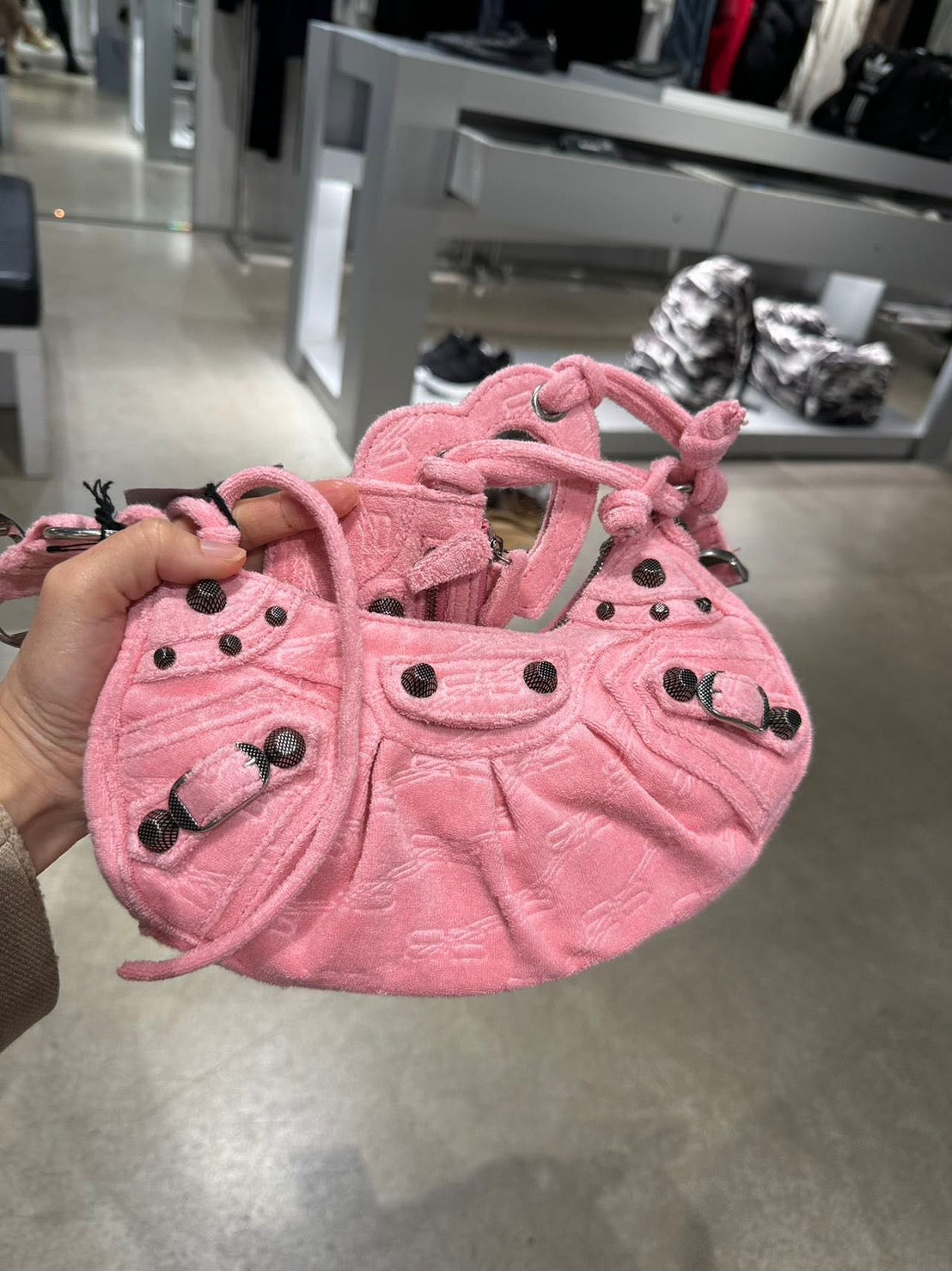 Balenciaga 巴黎世家 天鵝絨單肩包