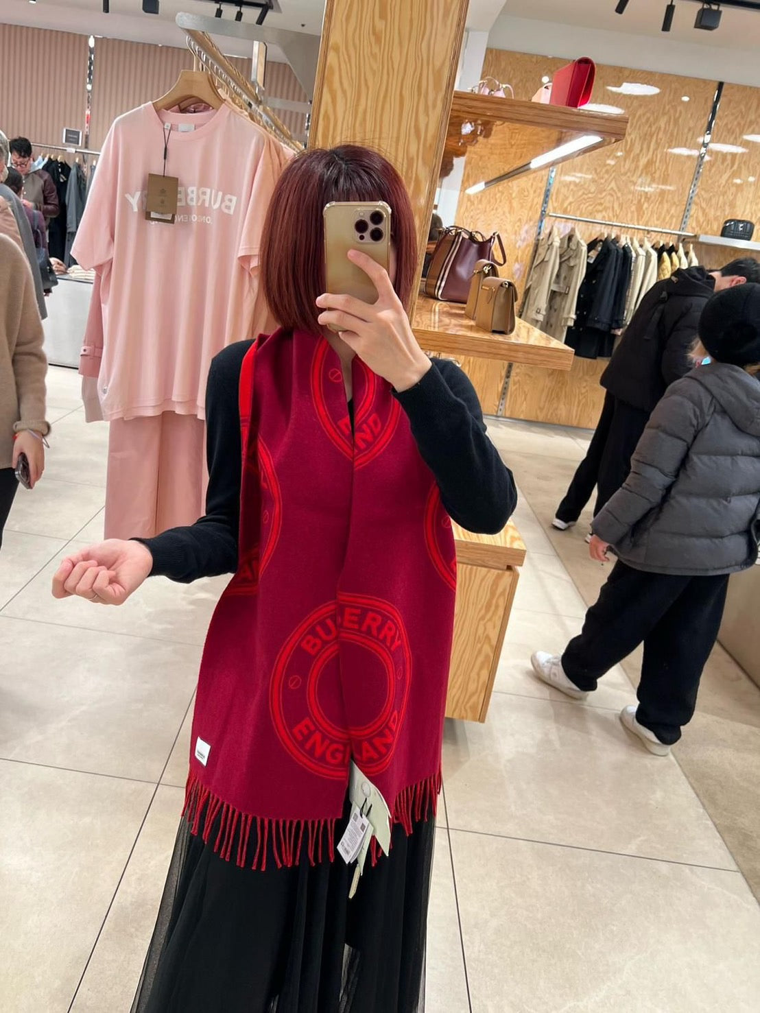 Burberry 大Logo 紅色羊毛圍巾