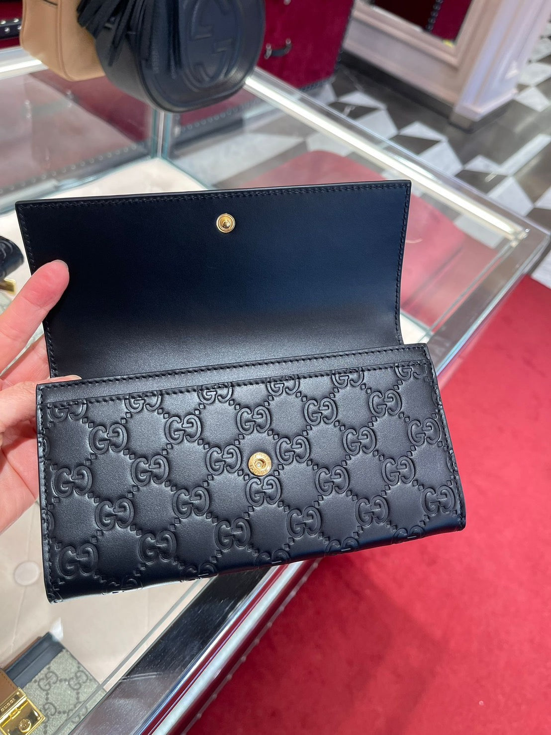 Gucci Guccissima 黑色壓紋手拿包長夾
