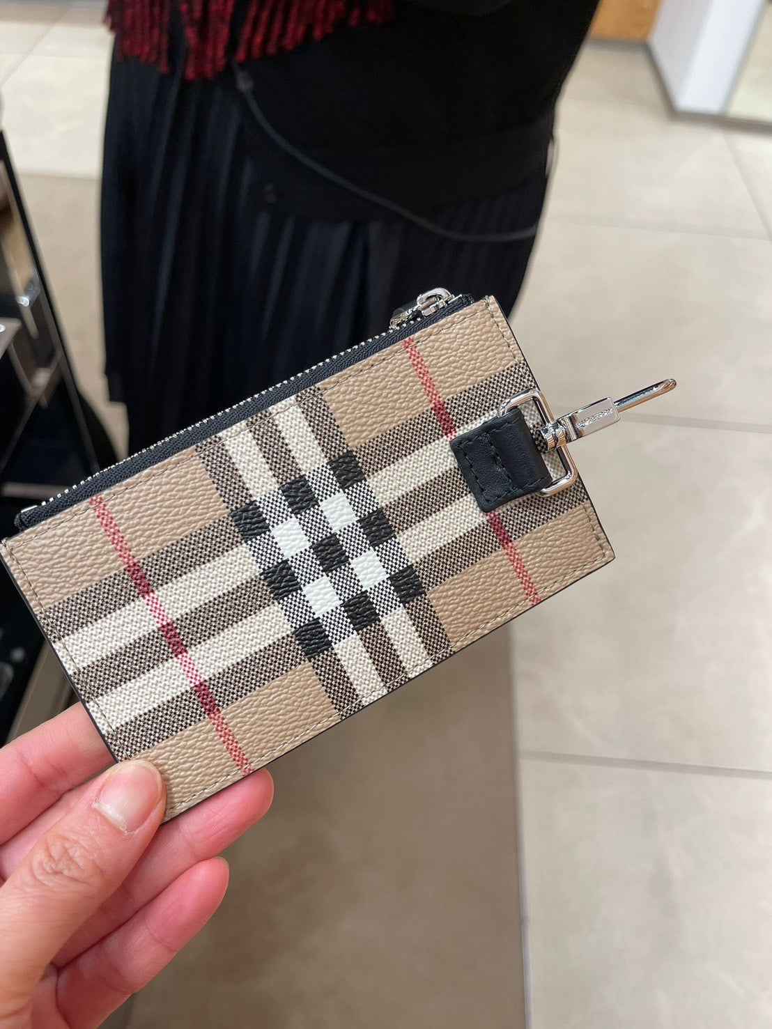 Burberry 格紋塗層帆布皮革邊飾拉鍊卡片夾