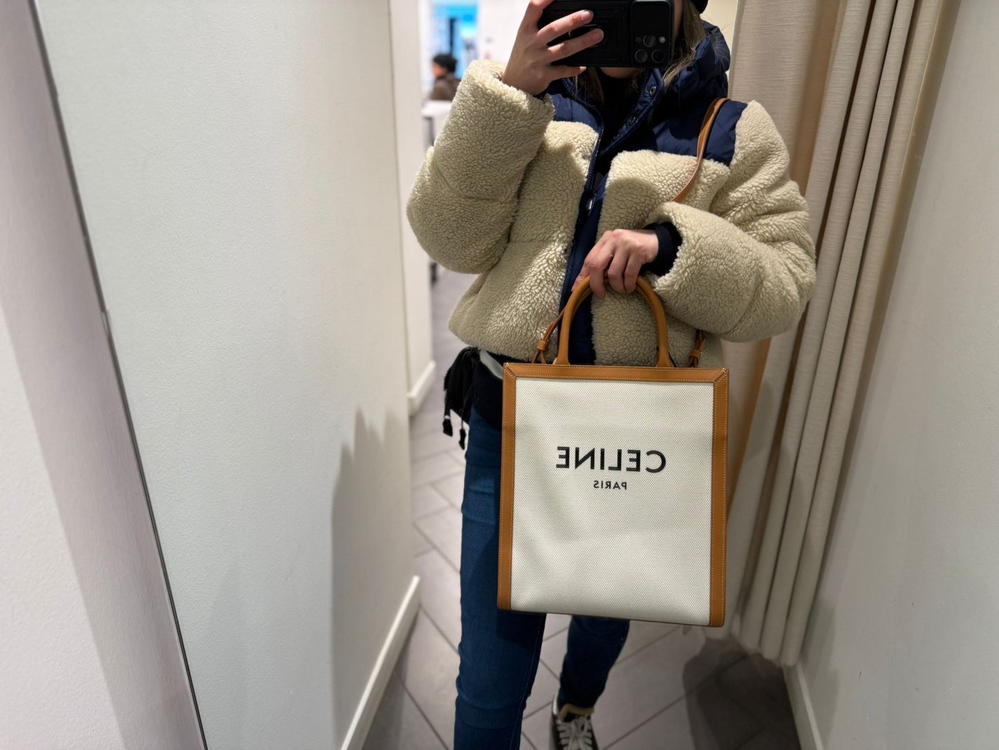 Celine Cabas Vertical 小號