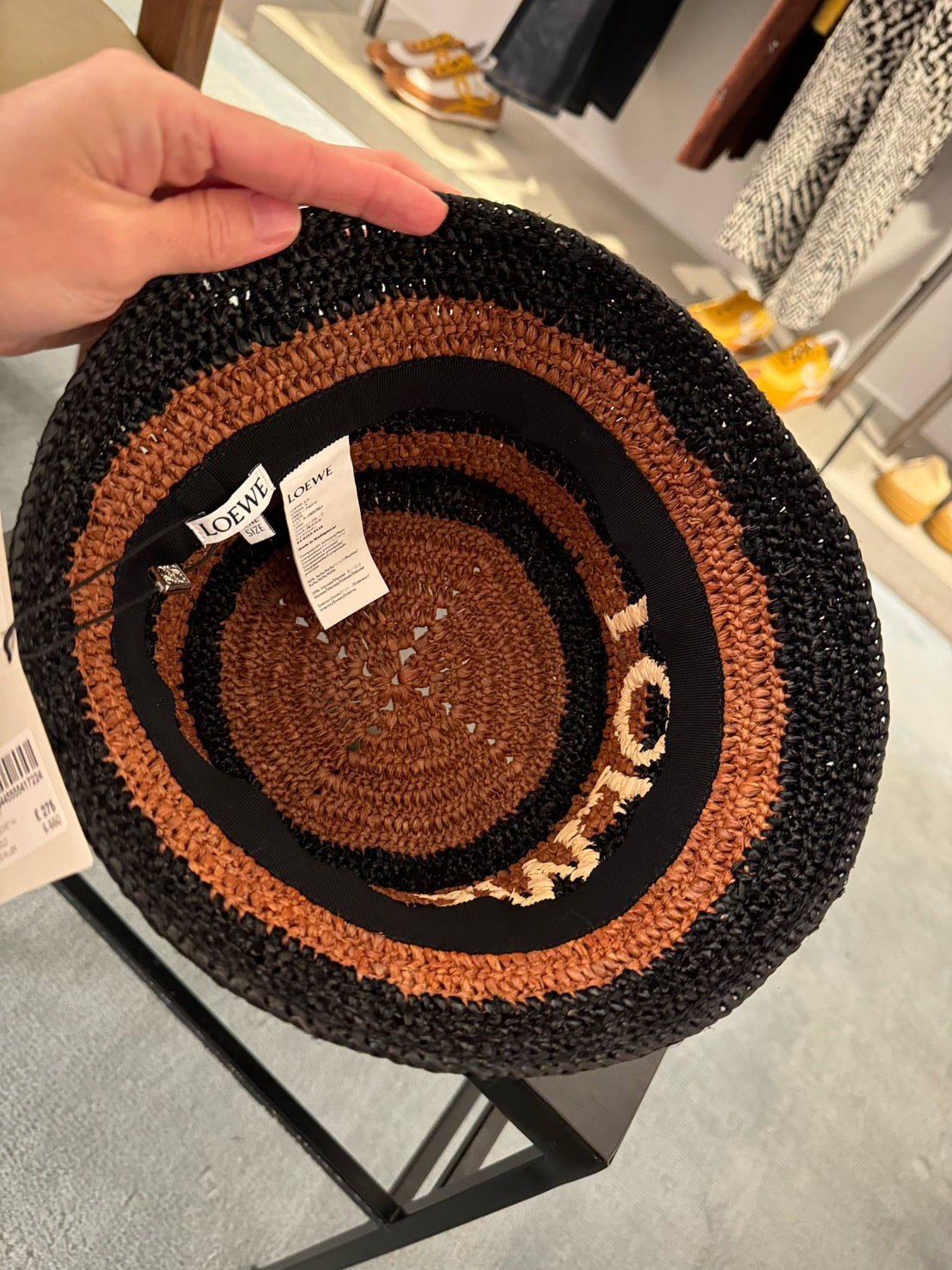 LOEWE 標誌刺繡條紋拉菲草漁夫帽