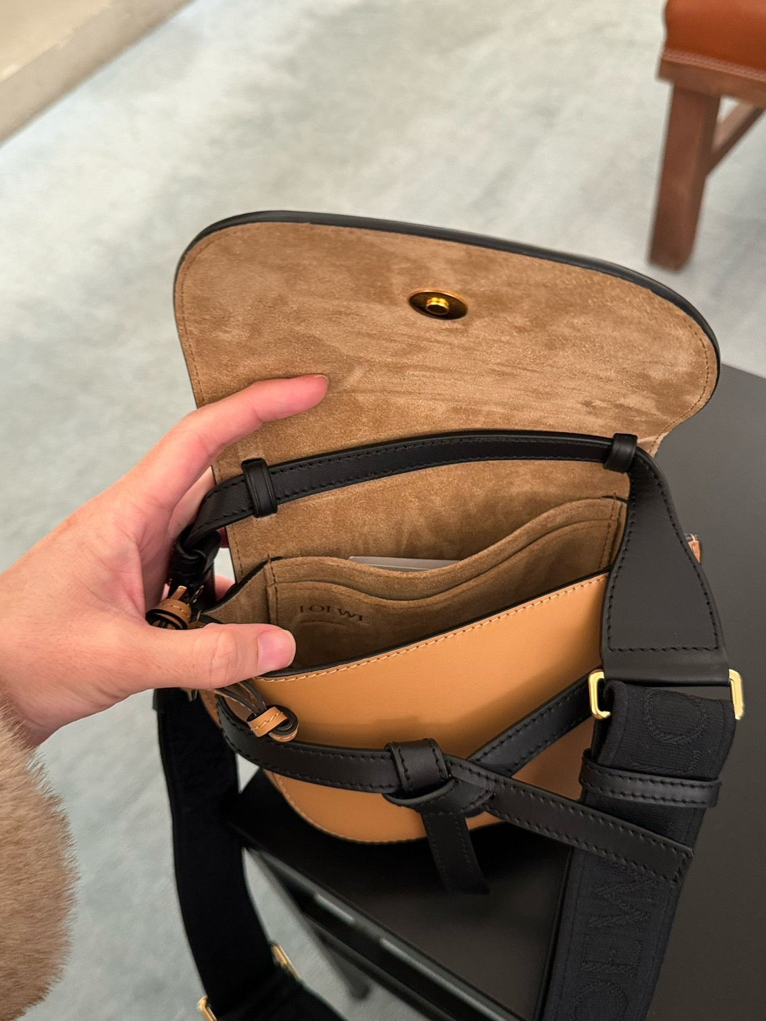 LOEWE Gate 拼色迷你皮革斜背包