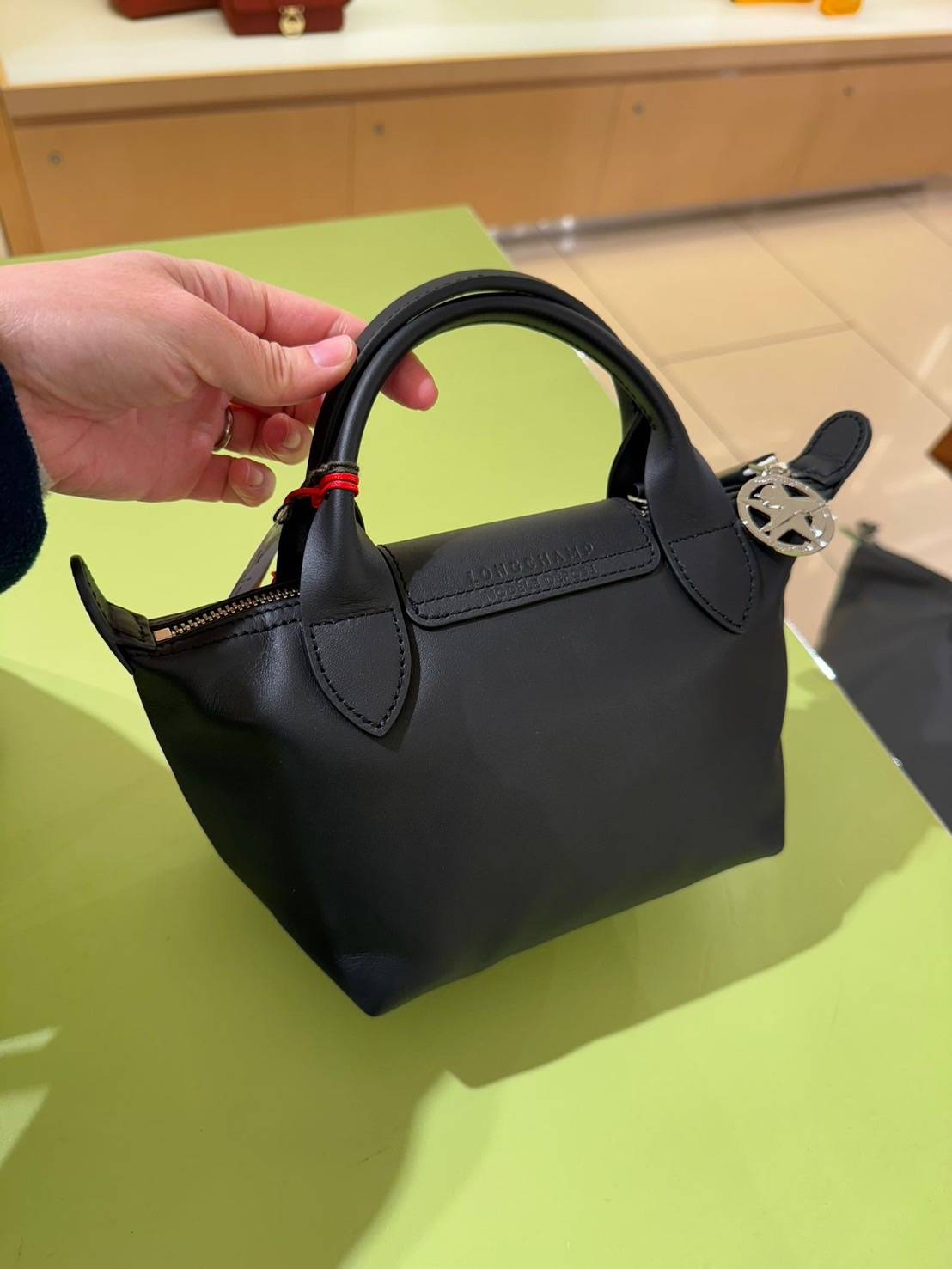 Longchamp x Robert Indiana LOVE迷你牛皮手提包