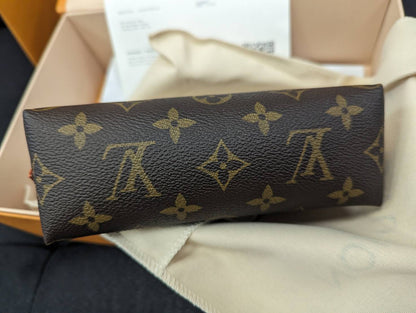 LV 小化妝包